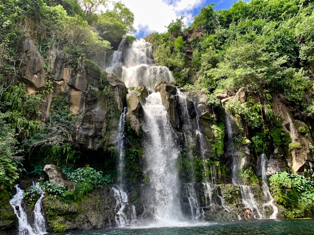 cascade sur l'île de la réunion