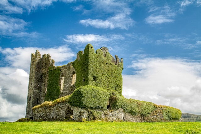 ruines d'un château en irlande